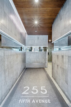 255 Fifth Ave, New York, NY en alquiler Lobby- Imagen 2 de 7