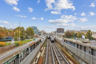 18-32 Terrasse Bellini, Puteaux, HDS - AÉREA vista de mapa