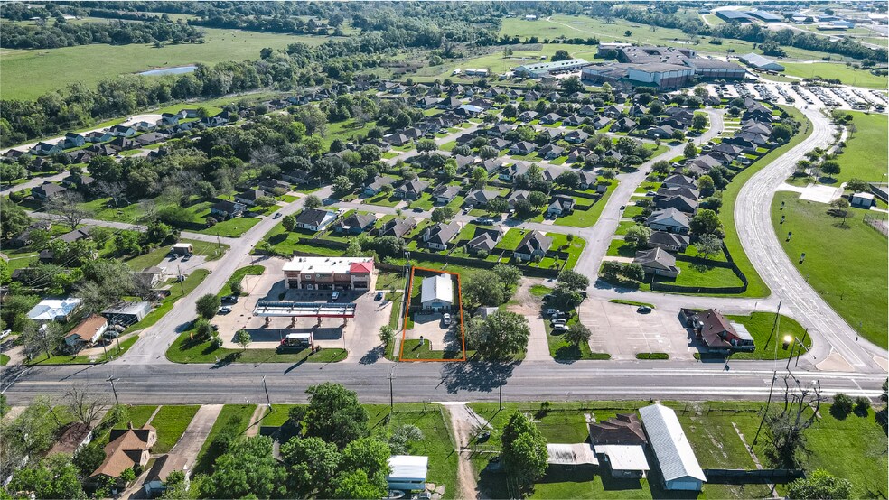 1610 N Park St, Brenham, TX en venta - Foto del edificio - Imagen 3 de 14