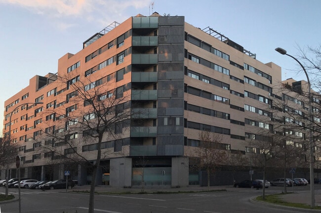 Más detalles de Calle Alameda del Valle, 22, Madrid - Oficina/Local en alquiler