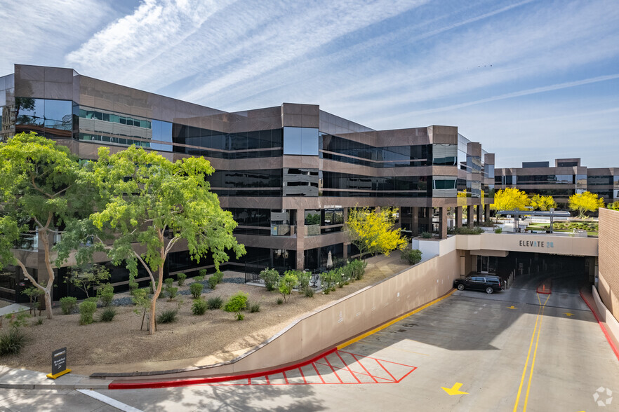 4742 N 24th St, Phoenix, AZ en alquiler - Foto del edificio - Imagen 2 de 5