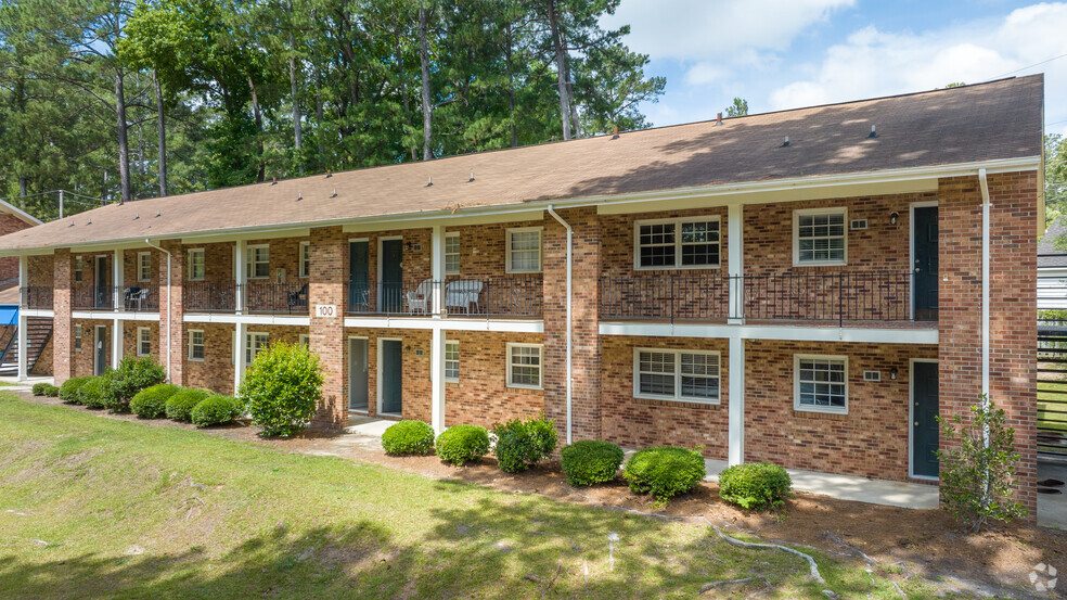 2109 Elvira St, Fayetteville, NC en venta - Foto del edificio - Imagen 3 de 55