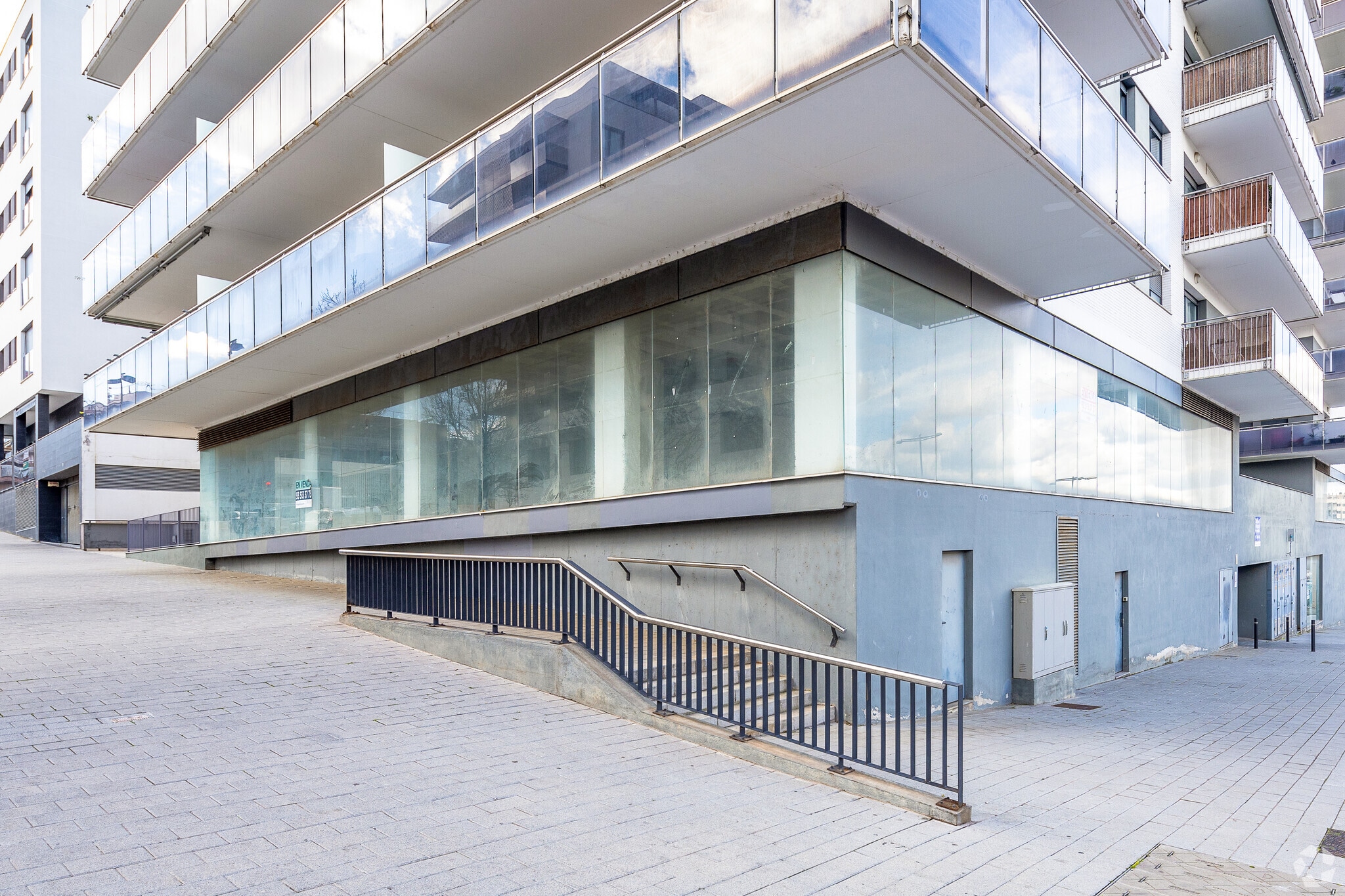 Edificio residencial en Sant Joan Despí, Barcelona en venta Foto principal- Imagen 1 de 2