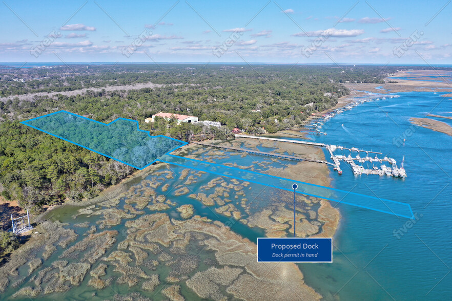 33 Broad Creek Marina Way, Hilton Head Island, SC en venta - Foto del edificio - Imagen 1 de 6