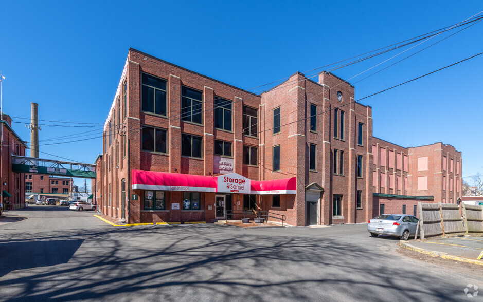 119R Foster St, Peabody, MA en venta - Foto del edificio - Imagen 3 de 12