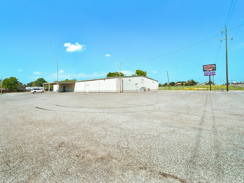 1323 S Commerce St, Ardmore, OK en venta - Foto del edificio - Imagen 3 de 36