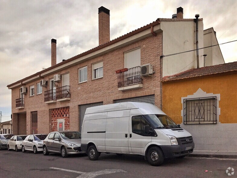 Edificio residencial en Yuncos, Toledo en venta - Foto del edificio - Imagen 2 de 2