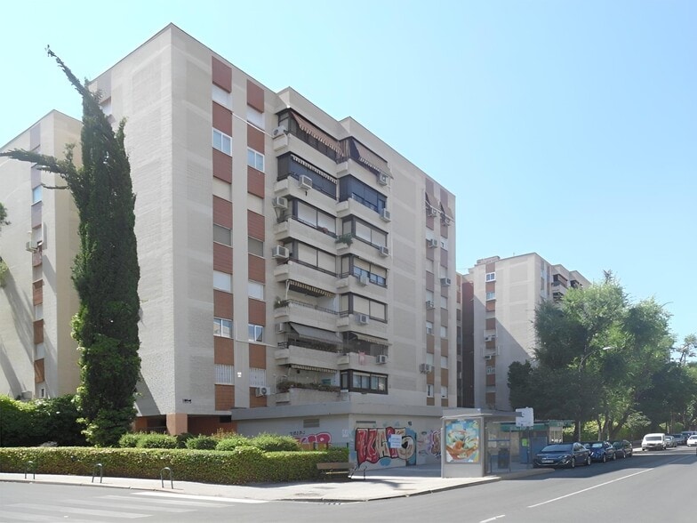 Calle de los Yébenes, 78, Madrid, Madrid en venta - Foto del edificio - Imagen 1 de 1