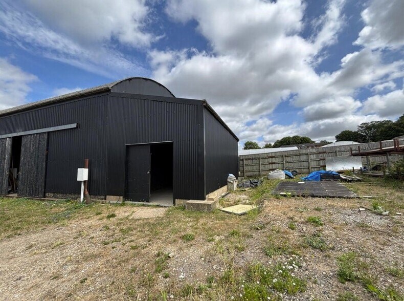 New Mill End, Luton en alquiler - Foto del edificio - Imagen 1 de 1