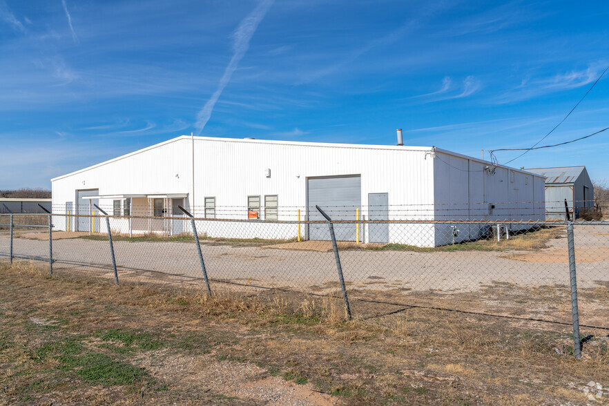 3224 Industrial Dr, Wichita Falls, TX en venta - Foto del edificio - Imagen 2 de 9