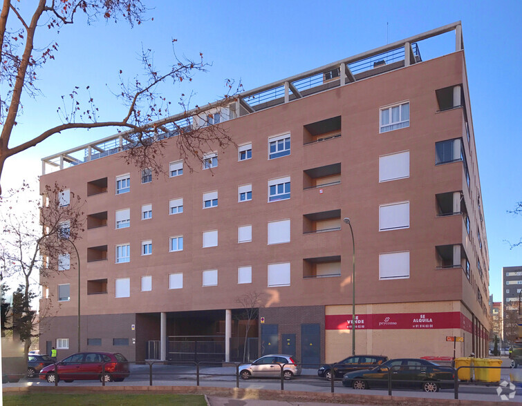 Calle Muntadas, 2, Madrid, Madrid en venta - Foto del edificio - Imagen 2 de 2