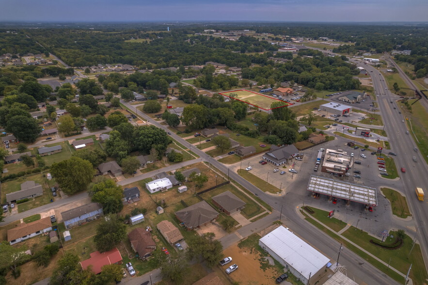 E Dogwood Street, Coweta, OK en venta - Foto del edificio - Imagen 2 de 23