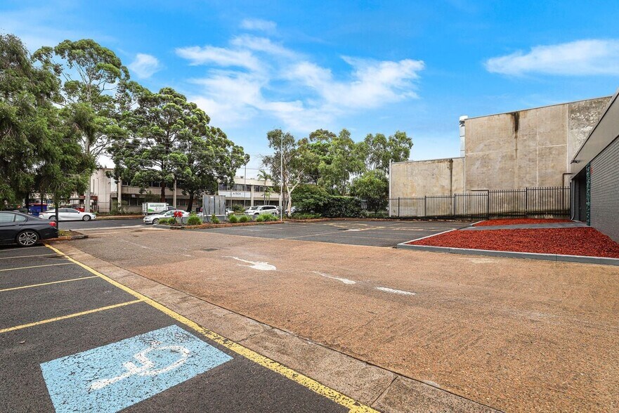 76 Harley Cres, Condell Park en alquiler - Foto del edificio - Imagen 3 de 3