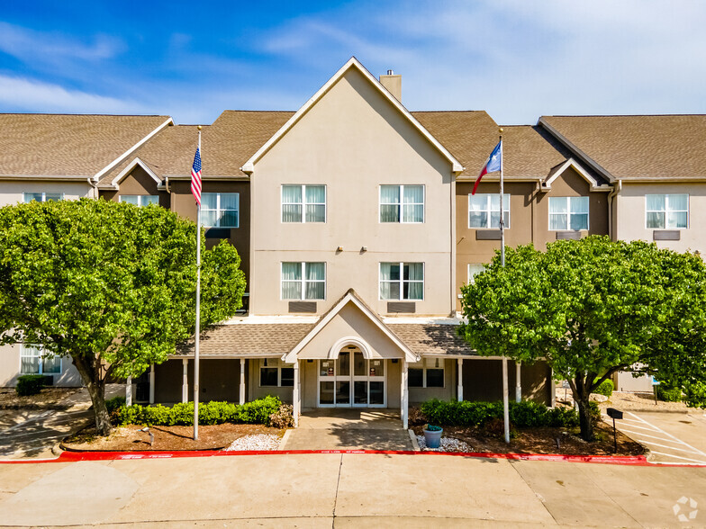 755B E Vista Ridge Mall Dr, Lewisville, TX en venta - Foto del edificio - Imagen 3 de 18