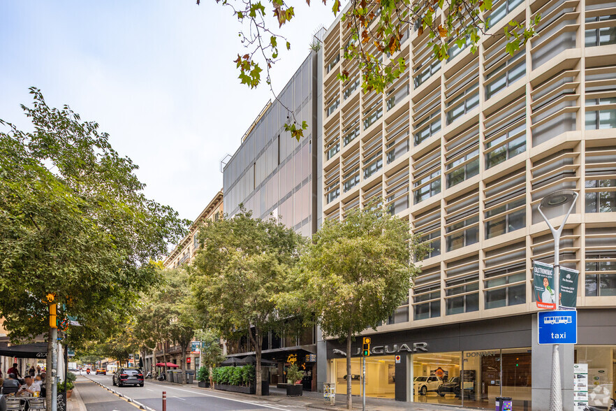 Carrer De Roger De Llúria, Barcelona, Barcelona en alquiler - Foto del edificio - Imagen 3 de 8