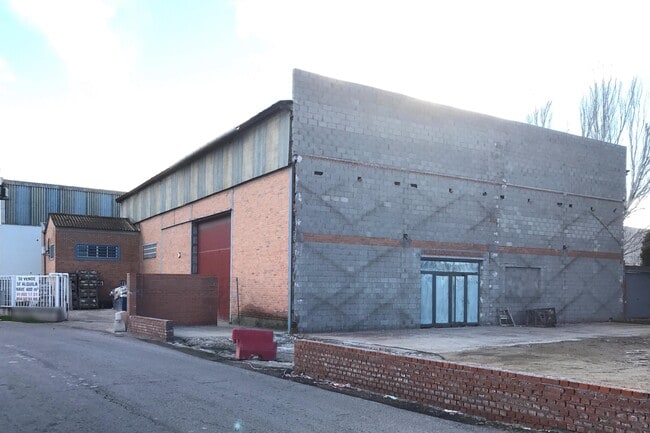 Más detalles de Calle Varsovia, 2, Alcalá de Henares - Oficina en alquiler