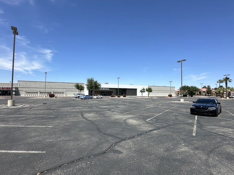 3720-3740 E Sunset Rd, Las Vegas, NV en alquiler - Foto del edificio - Imagen 2 de 4