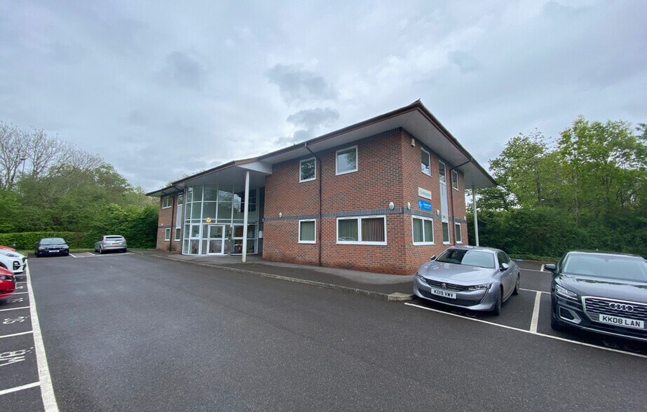 4 Wessex Way, Winchester en alquiler - Foto del edificio - Imagen 2 de 2