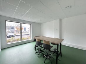 14 Chemin Des Hirondelles, Dardilly en alquiler Foto del edificio- Imagen 2 de 7