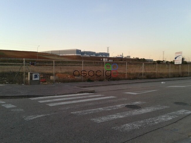 Más detalles de Avenida Ballestera, s/n, Alovera - Terreno en venta