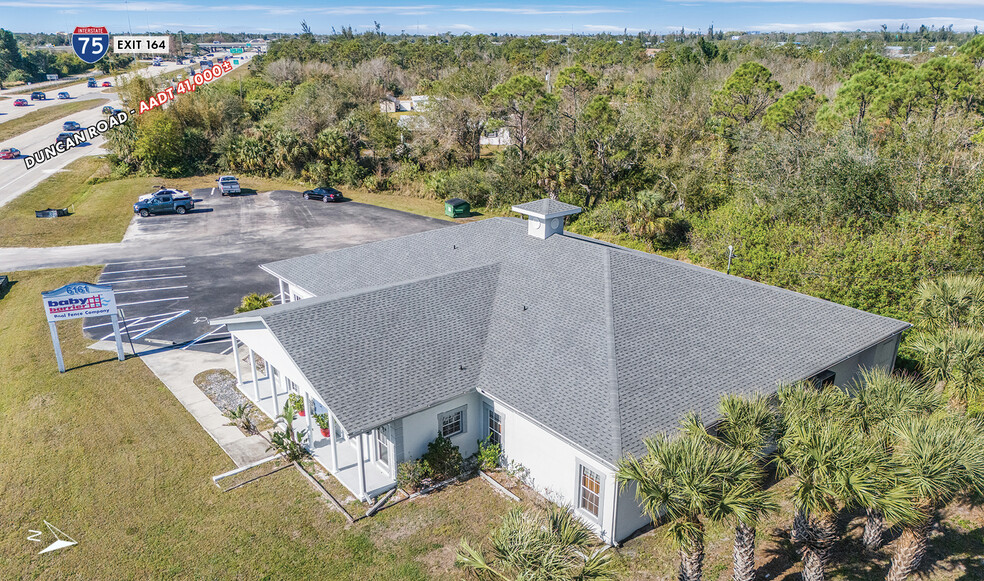 6161 Duncan Rd, Punta Gorda, FL en venta - Foto del edificio - Imagen 2 de 7