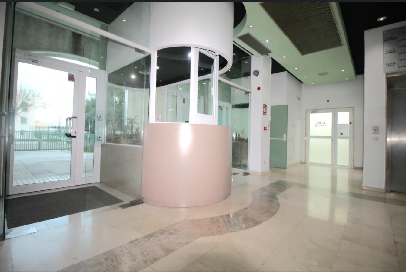 Tres Cantos, MAD 28760 -  -  - Foto del interior - Image 2 of 17