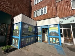 109 Manor Dr N, New Malden en alquiler Foto del edificio- Imagen 1 de 8