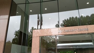 100 Crescent Center Pkwy, Tucker, GA en alquiler - Vídeo de anuncio comercial 