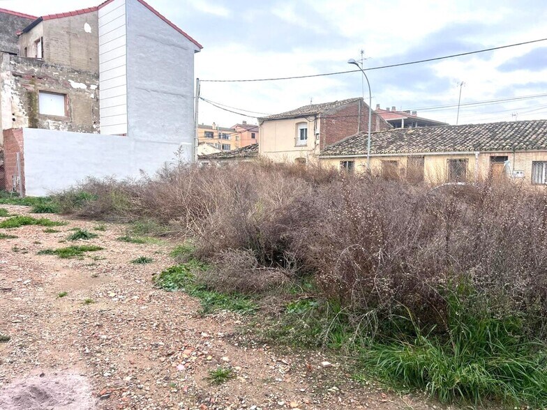 Terreno en Castejón en venta - Foto del edificio - Imagen 3 de 12