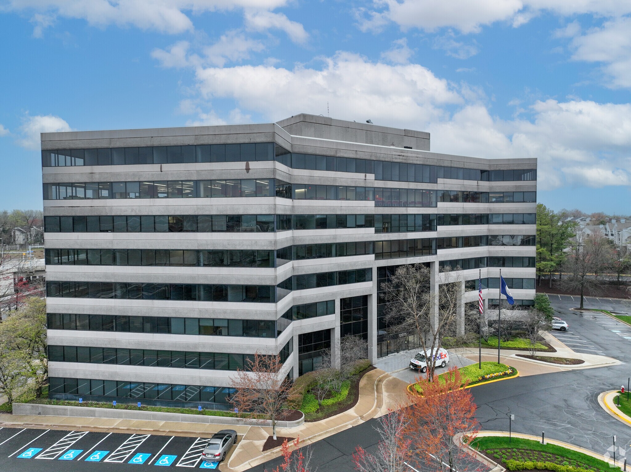 Greenwood & Oakwood Investment Sale cartera de 2 inmuebles en venta en LoopNet.es Foto principal- Imagen 1 de 3