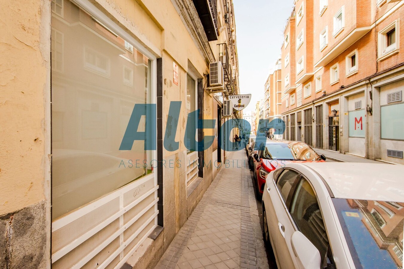 Madrid, MAD 28010 -  -  - Foto del interior - Image 1 of 20