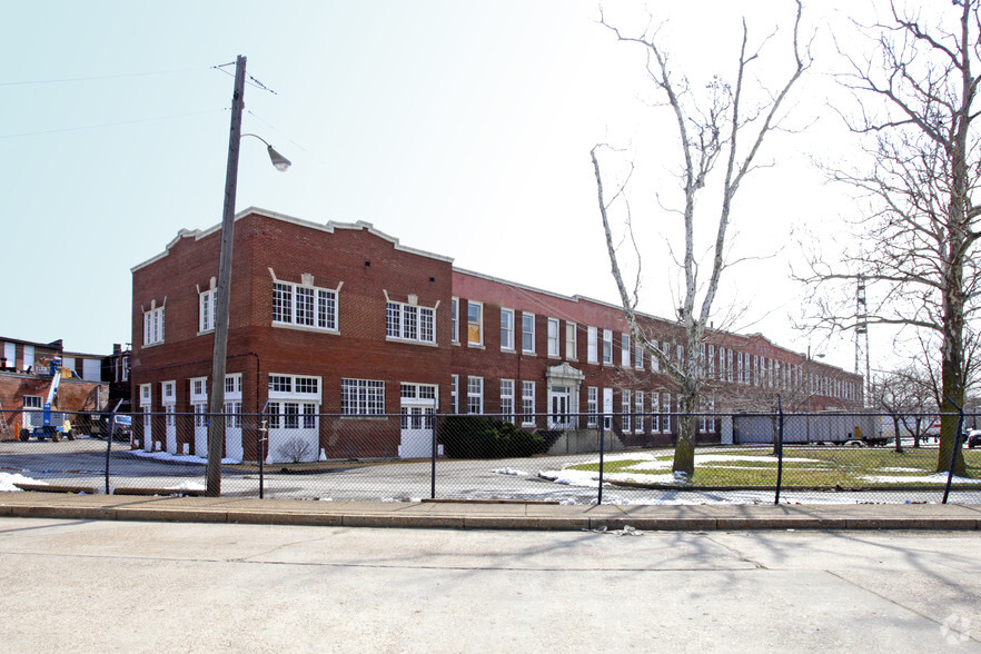 5661 Natural Bridge Ave, Saint Louis, MO en alquiler - Foto del edificio - Imagen 1 de 1