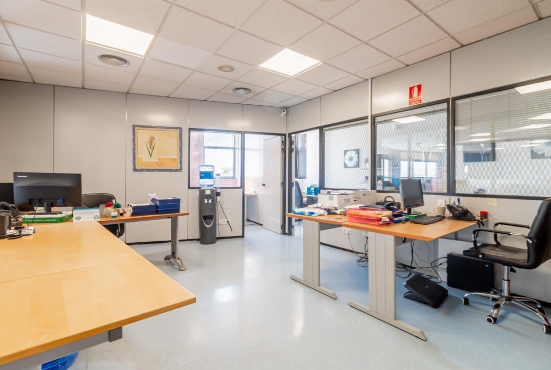 Madrid, MAD 28031 - Unidad 3 -  - Foto del interior - Image 1 of 3