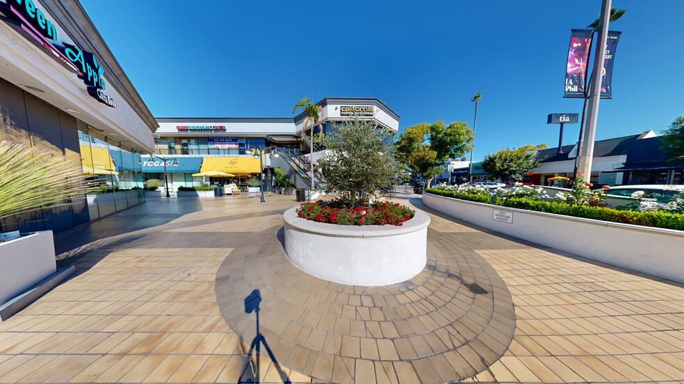 12265 Ventura Blvd, Studio City, CA en alquiler - Matterport 3D Scan - Imagen 2 de 19