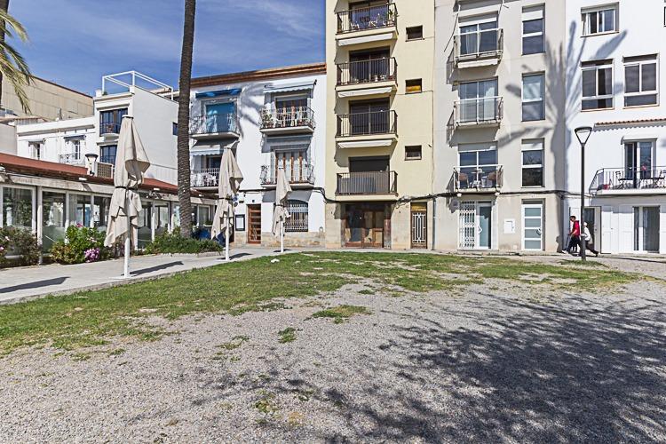 Edificio residencial en Vilanova i la Geltrú, Barcelona en venta - Foto del edificio - Imagen 3 de 7