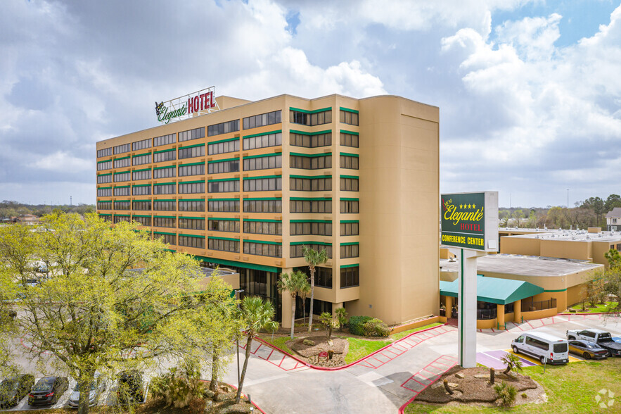 2355 Interstate 10 S, Beaumont, TX en venta - Foto del edificio - Imagen 2 de 5