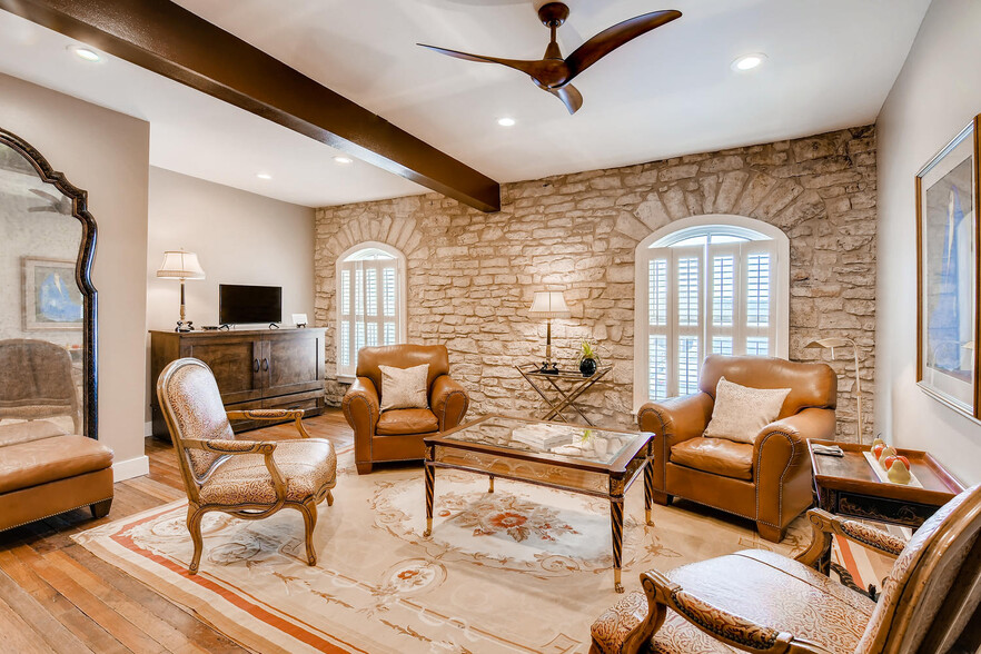 706 S Austin Ave, Georgetown, TX en alquiler - Foto del interior - Imagen 3 de 14