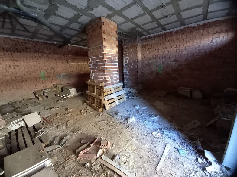 Local en Córdoba, Córdoba en alquiler - Foto del edificio - Imagen 2 de 3