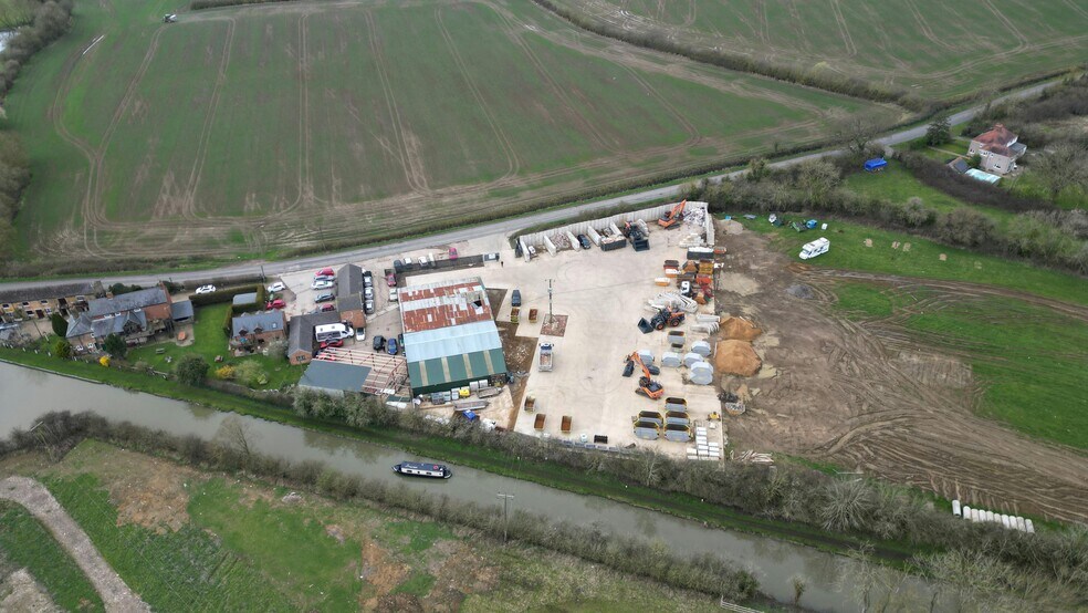 Kilsby Ln, Rugby en venta - Foto del edificio - Imagen 3 de 10