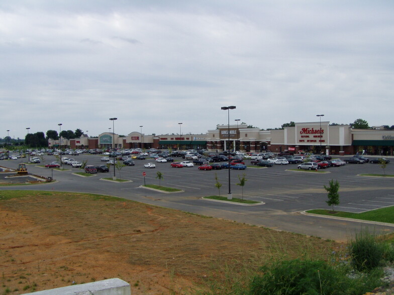 1900 N Dixie Hwy, Elizabethtown, KY en alquiler - Foto del edificio - Imagen 2 de 3