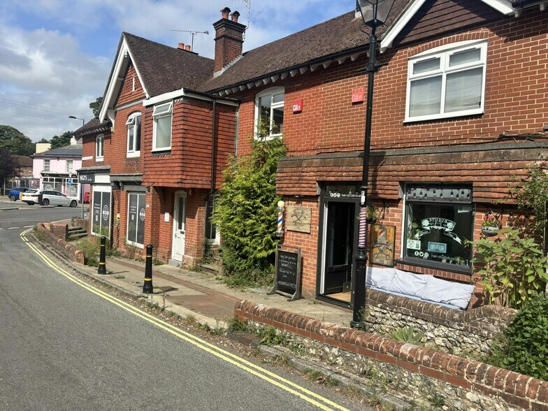2 London Rd, Horndean en venta - Foto del edificio - Imagen 3 de 28