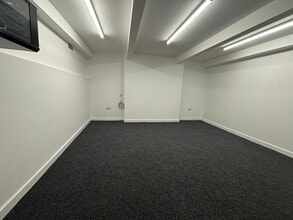 8 Cheapside, Wakefield en venta Foto del interior- Imagen 1 de 4