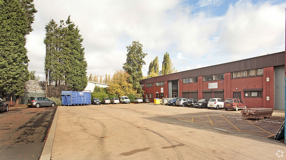 Parkside Ln, Leeds en alquiler - Foto del edificio - Imagen 3 de 8