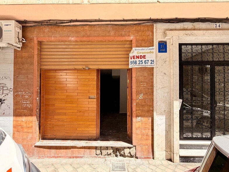 Calle Del Conde De, 24, Granada, Granada en venta - Foto del edificio - Imagen 2 de 11