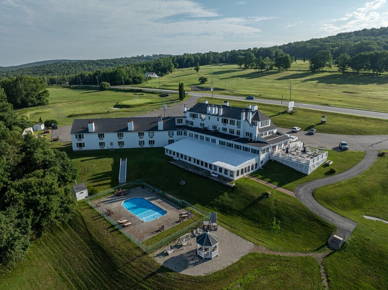 2517 Main Rd, Dedham, ME en venta - Foto del edificio - Imagen 2 de 18