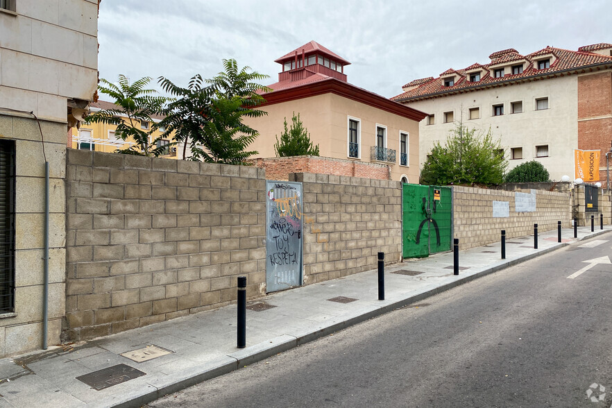 Calle Teniente Figueroa, 20, Guadalajara, Guadalajara en venta - Foto del edificio - Imagen 2 de 2