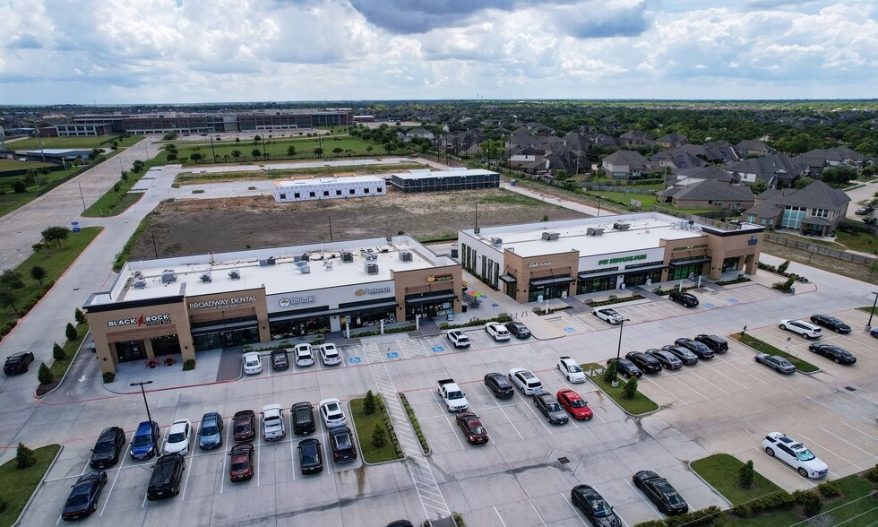 11940 Broadway St, Pearland, TX en alquiler - Foto del edificio - Imagen 3 de 11