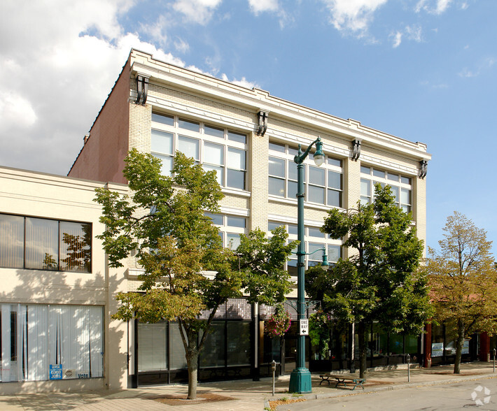 733-737 Main St, Buffalo, NY en alquiler - Foto del edificio - Imagen 2 de 6