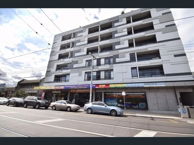 62 Nicholson Street, Footscray en venta - Foto del edificio - Imagen 2 de 2