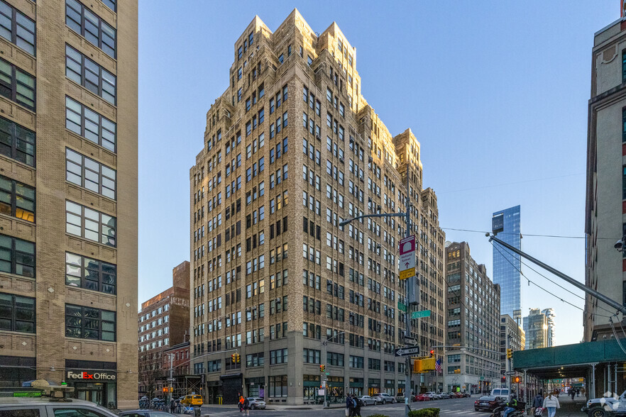 180 Varick St, New York, NY en alquiler - Foto del edificio - Imagen 2 de 7